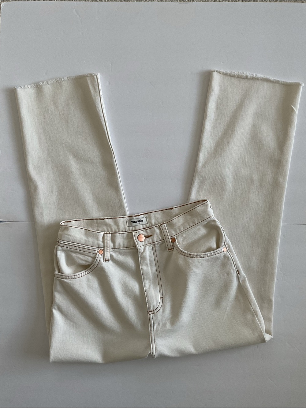 Wrangler Heritage Fit Off-White Straight Leg Jeans Size 27x27